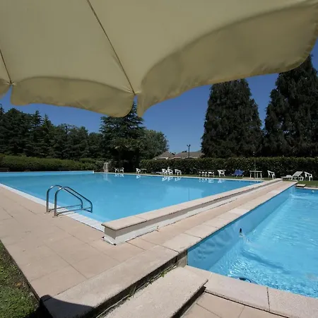 Casa Lavanda Pool, Tennis